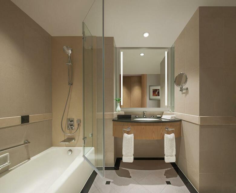 New World Shanghai Hotel