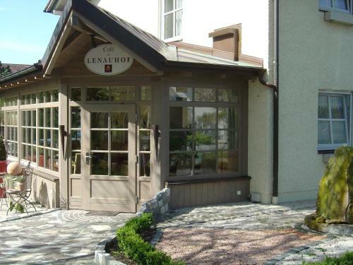 Hotel Lenauhof