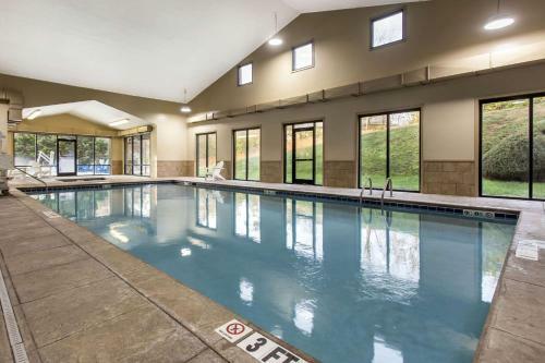 Hotel Laurel Crest