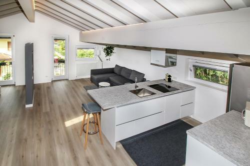 Sofi Apartment