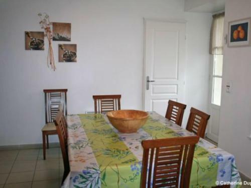 G�te Attign�ville, 5 Pi�ces, 8 Personnes - Fr-1-589-1