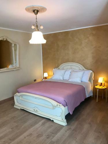 B&B Red Village