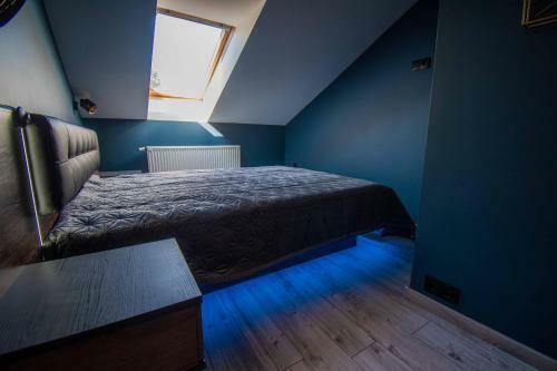 Adam Apartman