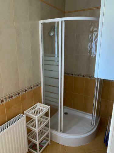 Apartamento �rnyas H�z