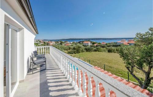 Nice Home In Banjol With 3 Bedrooms