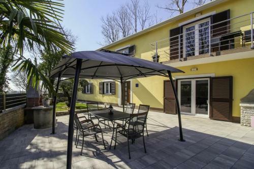 Martina In Prhati - Haus F�r 6-8 Personen