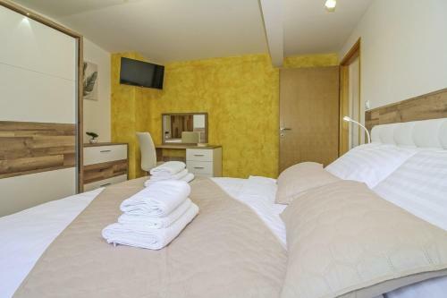 Martina In Prhati - Haus F�r 6-8 Personen