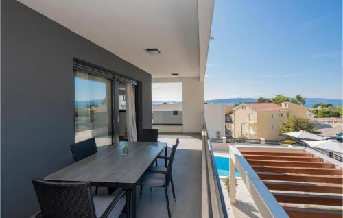 Nice Apartment In Baska Voda With 2 Bedrooms