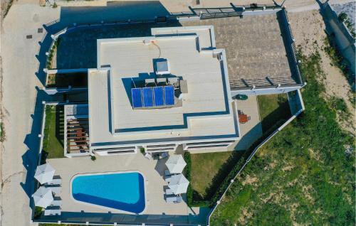 Stunning Apartment In Baska Voda With 1 Bedrooms
