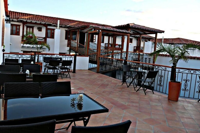 Hotel Villa De Los S�enz