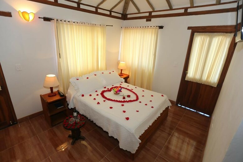 Hotel Villa De Los S�enz