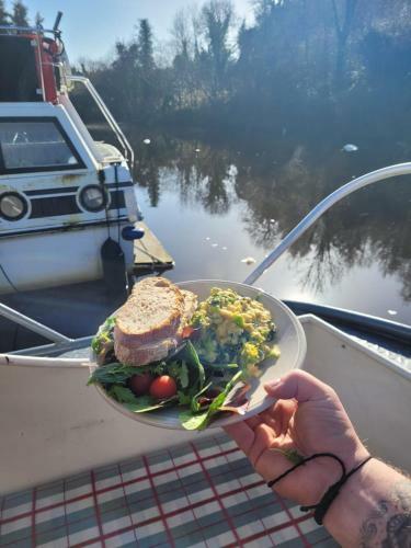 Boat Appetite Vintage Dutch Cruiser