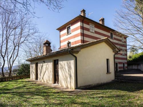 Lovely Apartment In Citerna With Swimming Pool