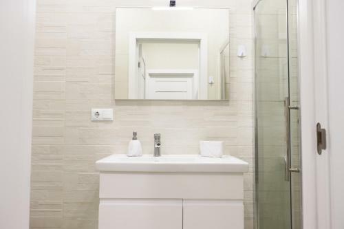 Luxury City Center Apartment-estate Tower