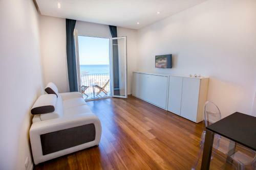 Apartamento Cefal� Charme E Chic Suites