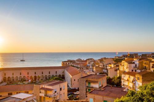 Apartamento Cefal� Charme E Chic Suites