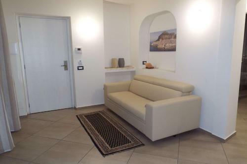 Cefal� Studio Room And Apartments