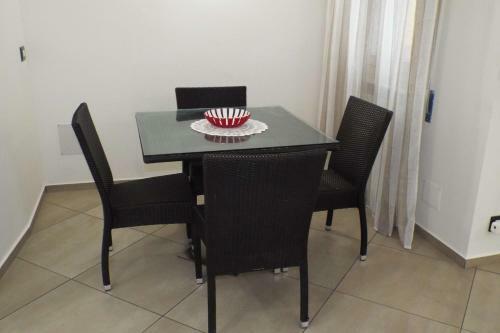 Cefal� Studio Room And Apartments