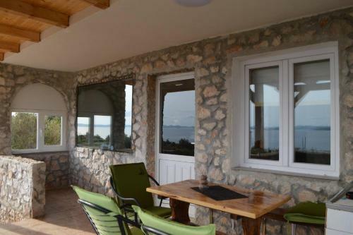 Apartamento Spacious Robinson House Paloma Blanca, Sleeps 8