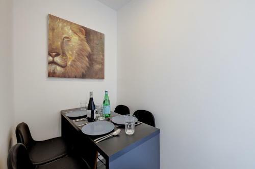 Perfect Location, Idyllic 2br Apartment