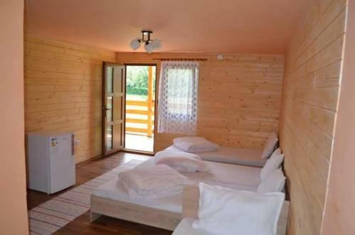 Hostal K�z�pajta Nyaral�