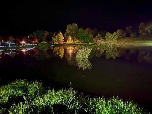 Hostal K�z�pajta Nyaral�