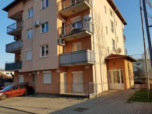 Apartman Zori?