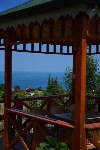 Tay Villa