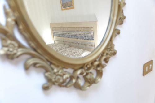 Sunny Flat - Self Apartments