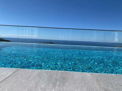 Villa Az