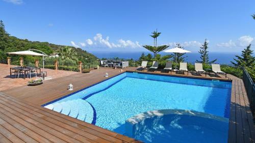 Villa Provenza 12&4