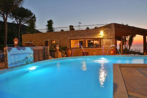 Villa Orizzonte (by Vacation Service)