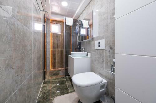 Antalya Lara 1+1 Luxury Apartment