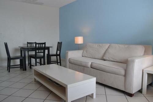 Hotel Tropi Rock Resort