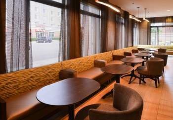 Hotel Springhill Suites By Marriott Detroit