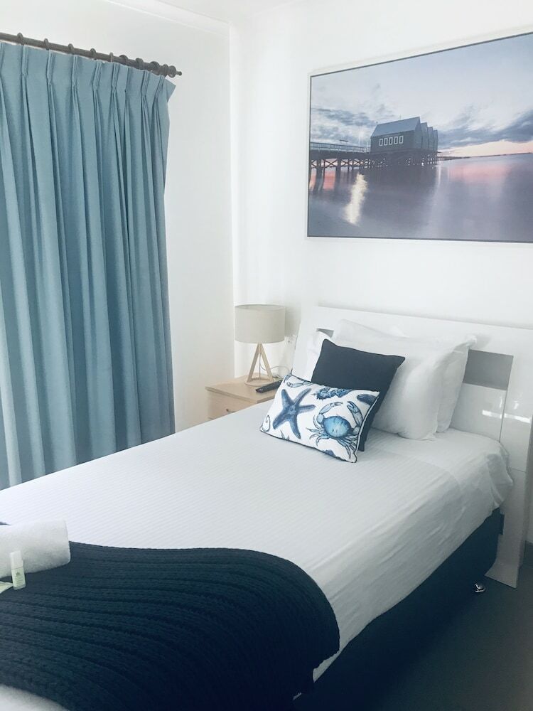 Ocean Breeze Motel