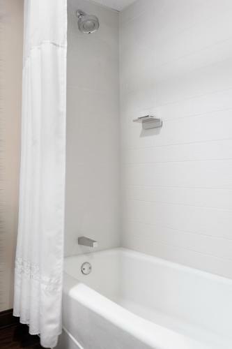 Hotel Des Moines Marriott Downtown