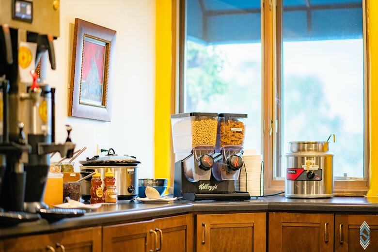 Hotel Santa Fe Sage Inn