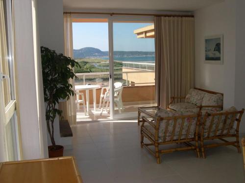 Apartamentos Golf Mar