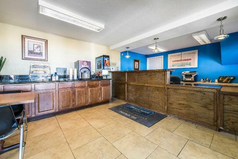 Hotel Rodeway Inn Pueblo