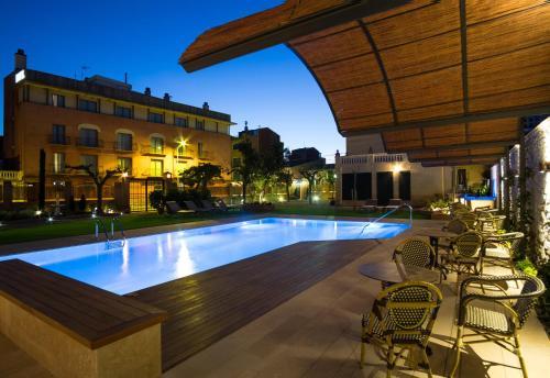 Apartaments Suites Sant Jordi