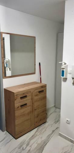 Apartma Sivi ?ako
