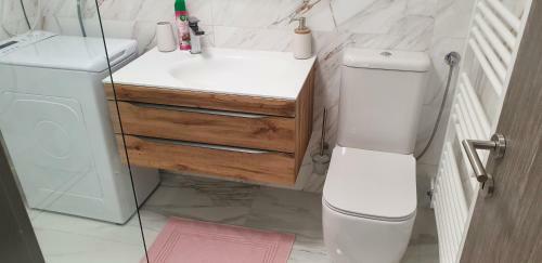 Apartma Sivi ?ako