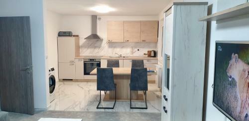 Apartma Sivi ?ako
