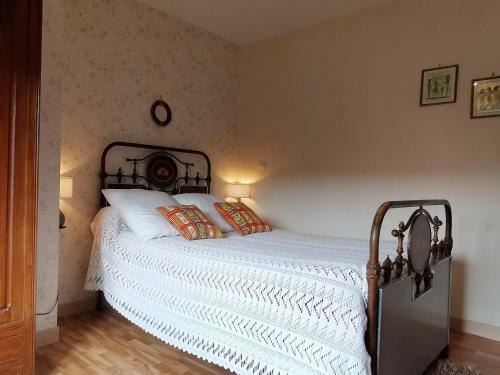 G�te Ceyssac, 3 Pi�ces, 4 Personnes - Fr-1-582-95
