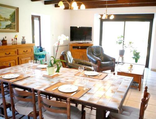 Villa de 3 Chambres Avec Jardin Clos A Mellionnec