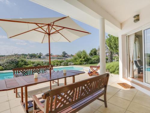 Holiday Home Les Pinasses
