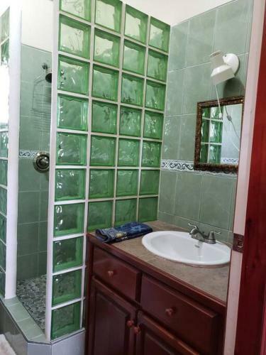 Apartamento The Sands Inn-upper Floor With Pool