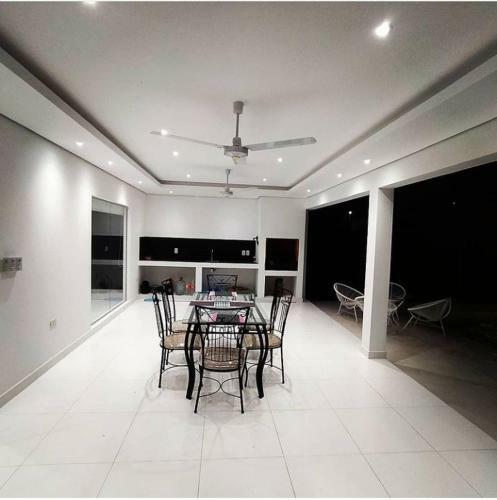 Villa San Nicol�s Con Piscina