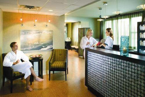 Heldrich Hotel And Spa